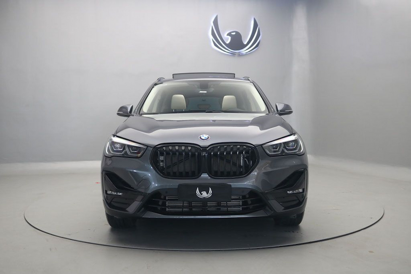 Foto do veículo BMW X1 25I SPORT X-DRIVE 2020 8.880 KM 295.000,00