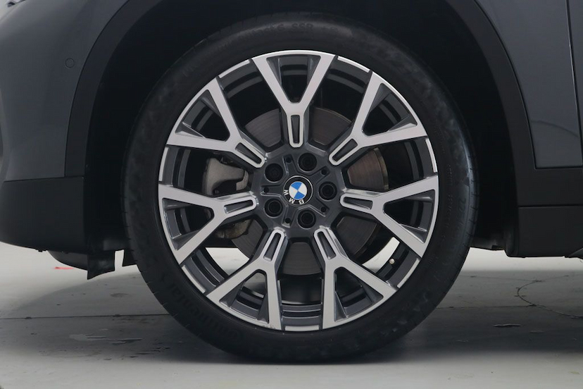 Foto do veículo BMW X1 25I SPORT X-DRIVE 2020 8.880 KM 295.000,00