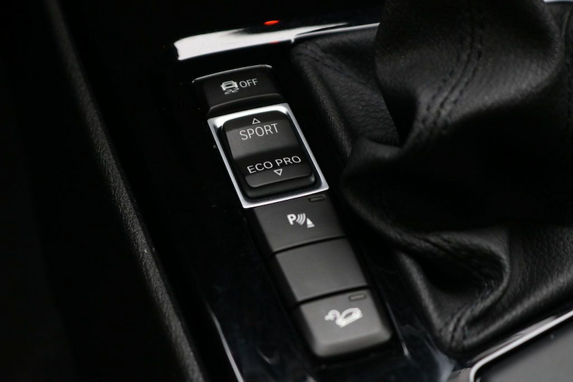 Foto do veículo BMW X1 25I SPORT X-DRIVE 2020 8.880 KM 295.000,00