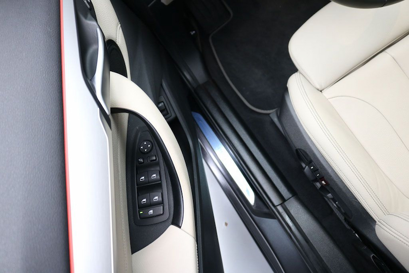 Foto do veículo BMW X1 25I SPORT X-DRIVE 2020 8.880 KM 295.000,00