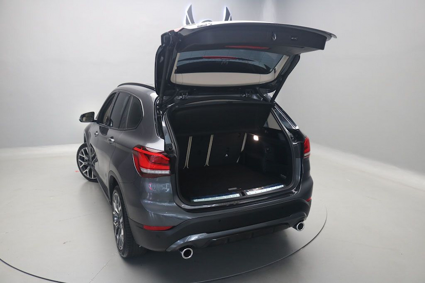 Foto do veículo BMW X1 25I SPORT X-DRIVE 2020 8.880 KM 295.000,00