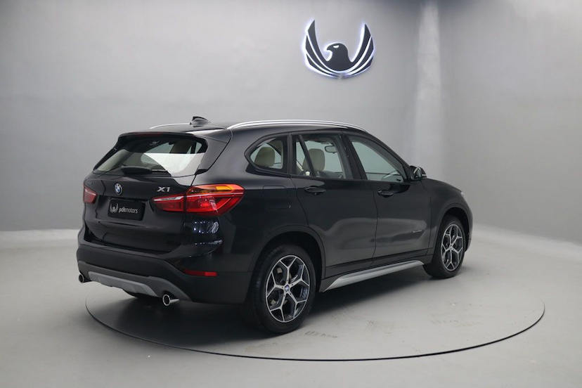 Foto do veículo BMW X1 X-LINE 2018 48.950 KM 165.000,00