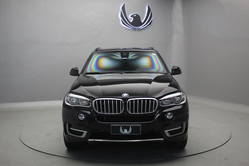 Foto do veículo BMW X5 50I SECURITY 2016 28.770 KM 329.000,00