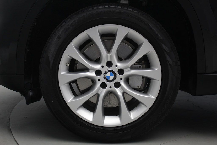 Foto do veículo BMW X5 50I SECURITY 2016 28.770 KM 329.000,00