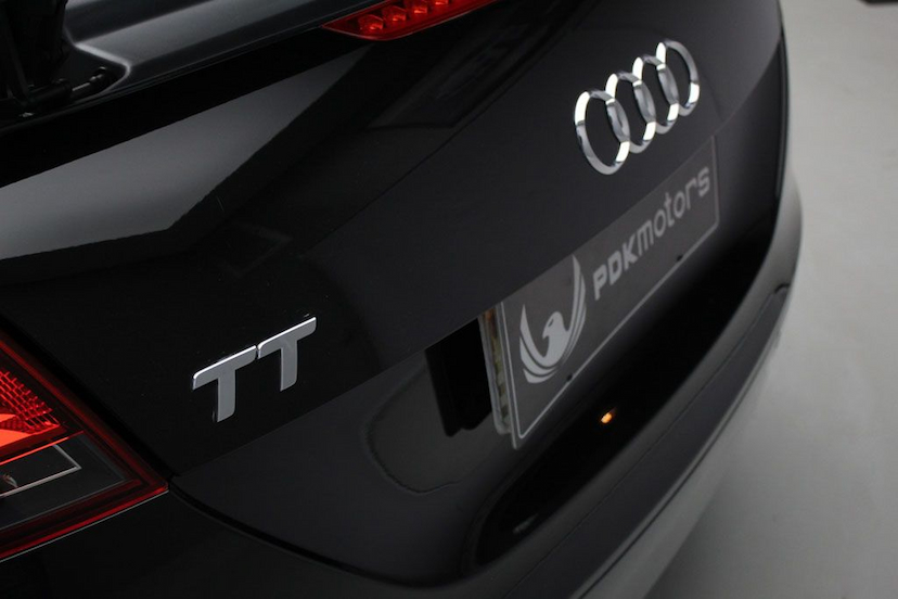 Foto do veículo AUDI TT 2.0 TFSI 2009 28.730 KM 139.000,00