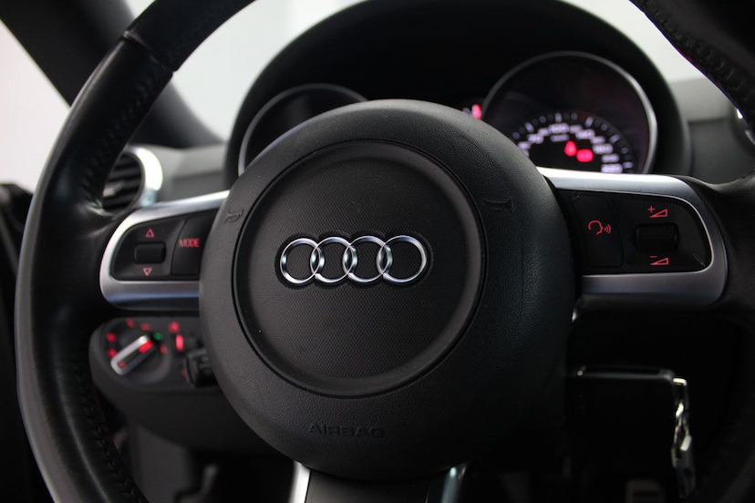 Foto do veículo AUDI TT 2.0 TFSI 2009 28.730 KM 139.000,00