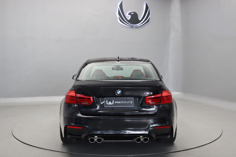 Foto do veículo BMW M3 SEDAN 2016 31.040 KM 369.000,00