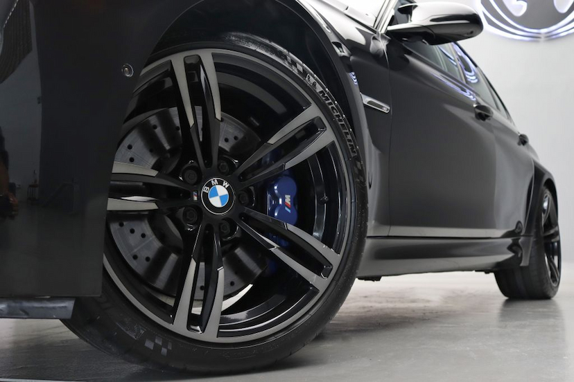 Foto do veículo BMW M3 SEDAN 2016 31.040 KM 369.000,00