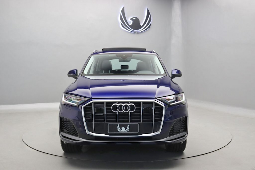 Foto do veículo AUDI Q7 TFSI S-LINE 2021 2.760 KM 529.000,00