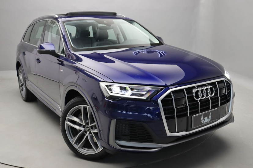Foto do veículo AUDI Q7 TFSI S-LINE 2021 2.760 KM 529.000,00