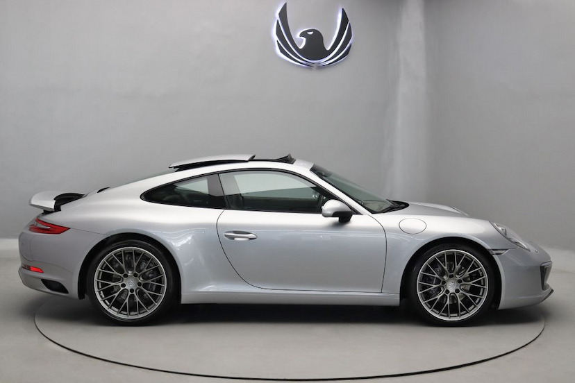 Foto do veículo PORSCHE 911 CARRERA 2018 21.995 KM 719.900,00