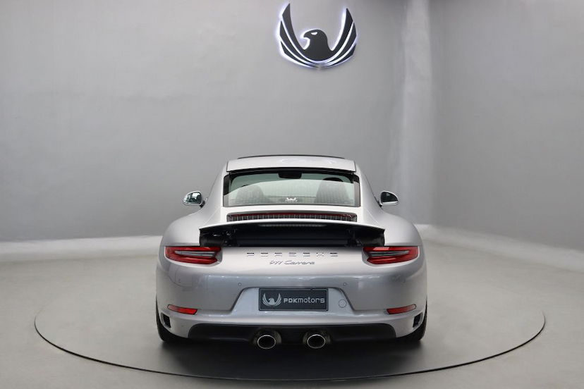 Foto do veículo PORSCHE 911 CARRERA 2018 21.995 KM 719.900,00