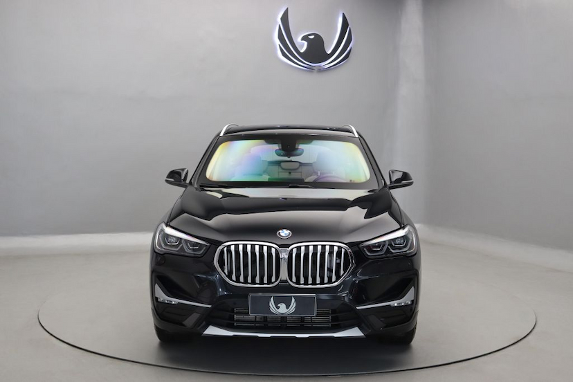 Foto do veículo BMW X1 20I X-LINE 2021 6.755 KM 339.000,00