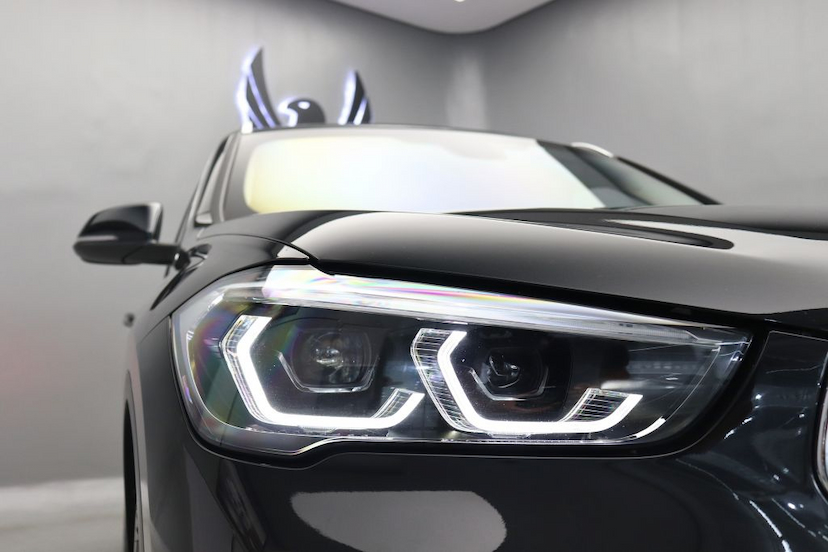 Foto do veículo BMW X1 20I X-LINE 2021 6.755 KM 339.000,00