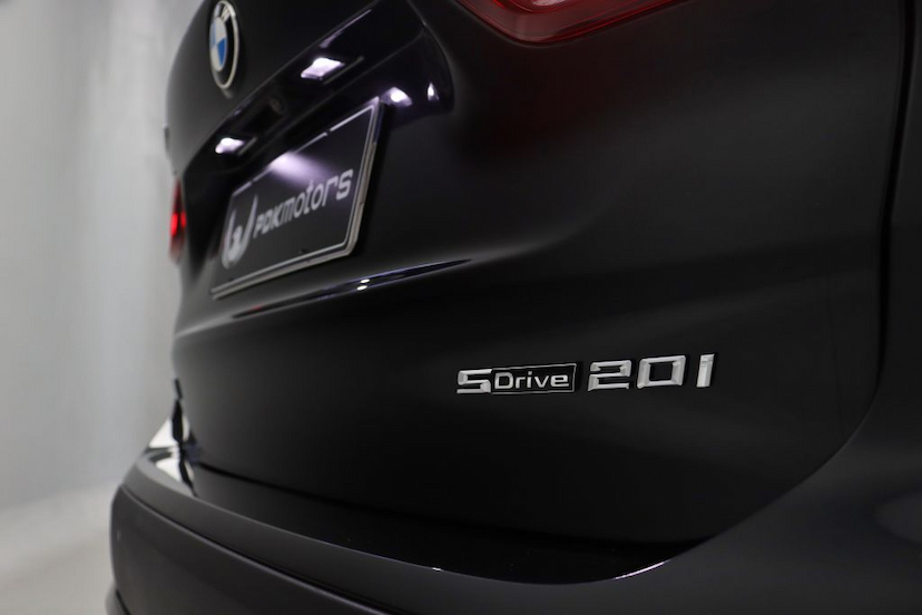Foto do veículo BMW X1 20I X-LINE 2021 6.755 KM 339.000,00