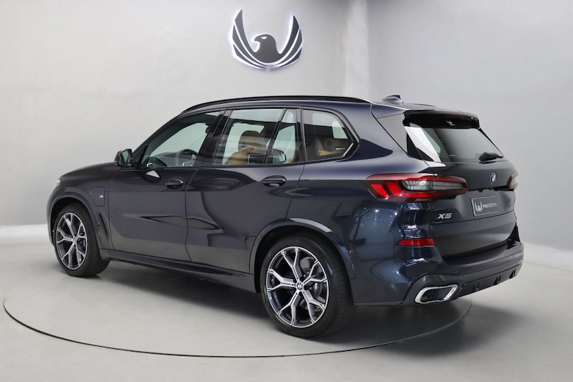 Foto do veículo BMW X5 XDRIVE45E M SPORT 2022 8.150 KM 670.000,00