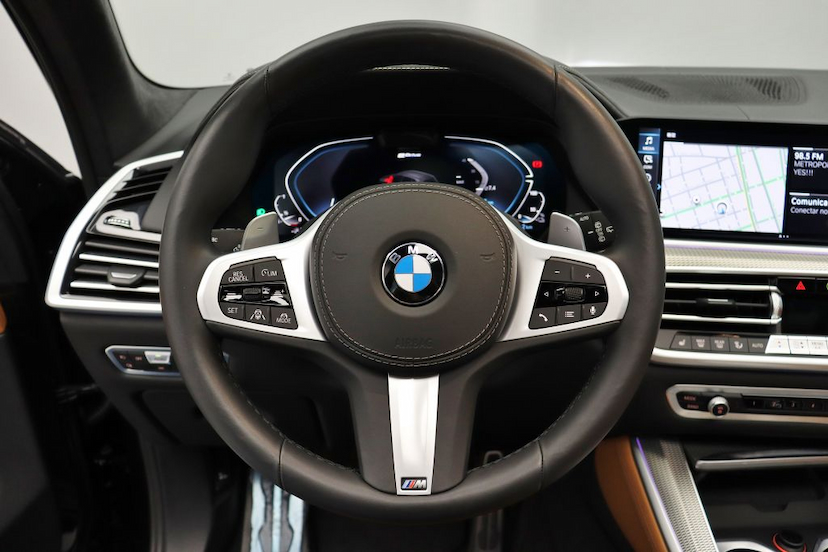 Foto do veículo BMW X5 XDRIVE45E M SPORT 2022 8.150 KM 670.000,00