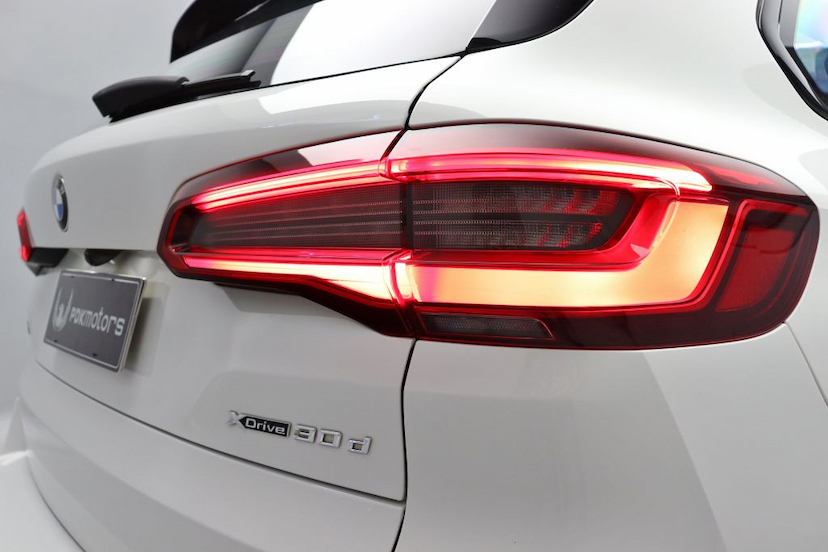 Foto do veículo BMW X5 30D M SPORT 2020 27.700 KM 639.000,00