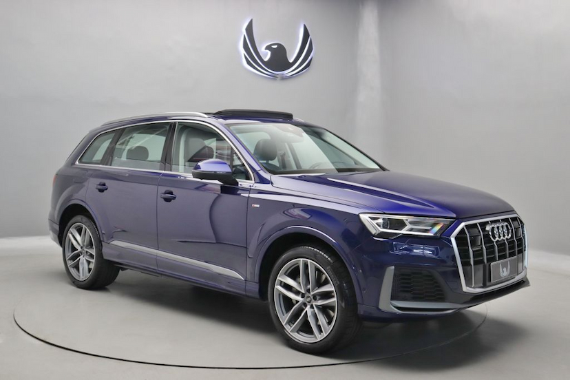 Foto do veículo AUDI Q7 TFSI S-LINE 2021 5.625 KM 509.000,00