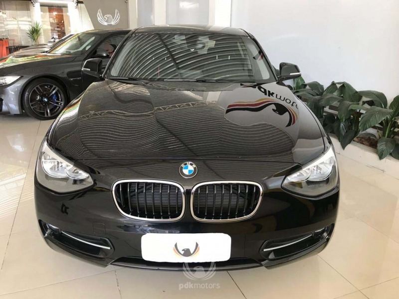 Foto do veículo BMW  120I SPORT ACTIVEFLEX 2015 15.806 KM 93.000,00