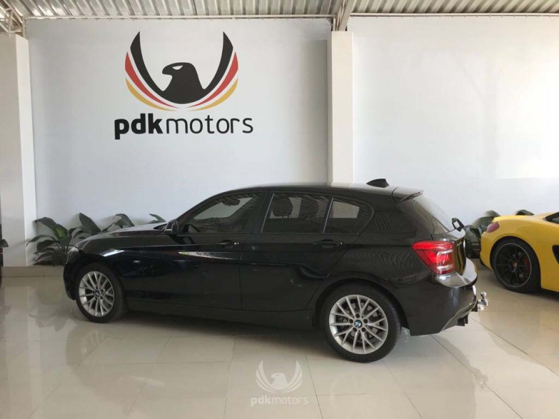 Foto do veículo BMW  120I SPORT ACTIVEFLEX 2015 15.806 KM 93.000,00