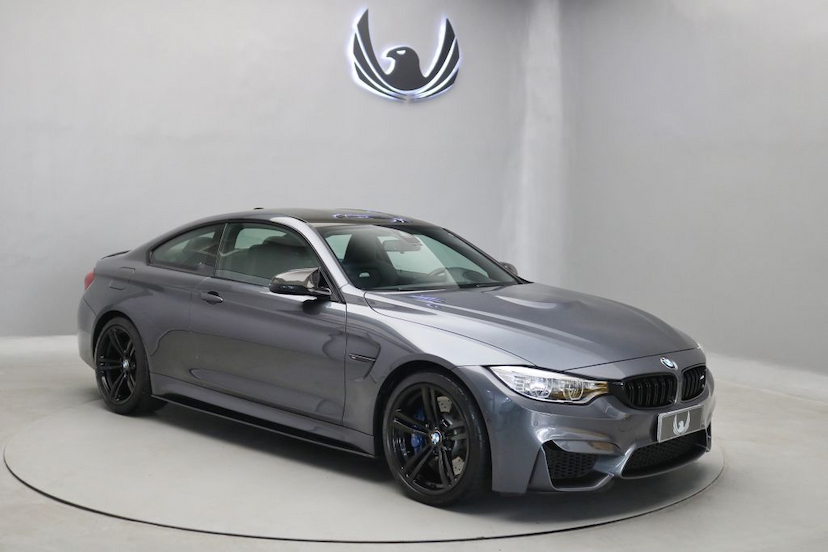 Foto do veículo BMW M4 COUPE 2015 48.790 KM 325.000,00