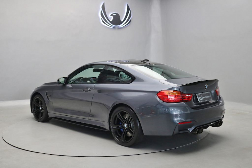 Foto do veículo BMW M4 COUPE 2015 48.790 KM 325.000,00