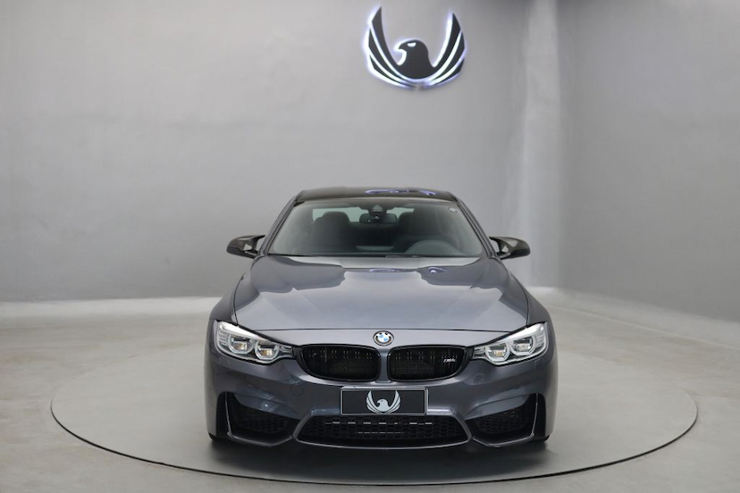 Foto do veículo BMW M4 COUPE 2015 48.790 KM 325.000,00