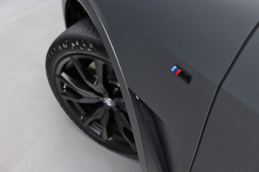 Foto do veículo BMW X7 M50I 2020 6.470 KM 1.090.000,00