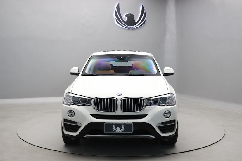 Foto do veículo BMW X4 XDRIVE28I 2016 33.900 KM 239.000,00