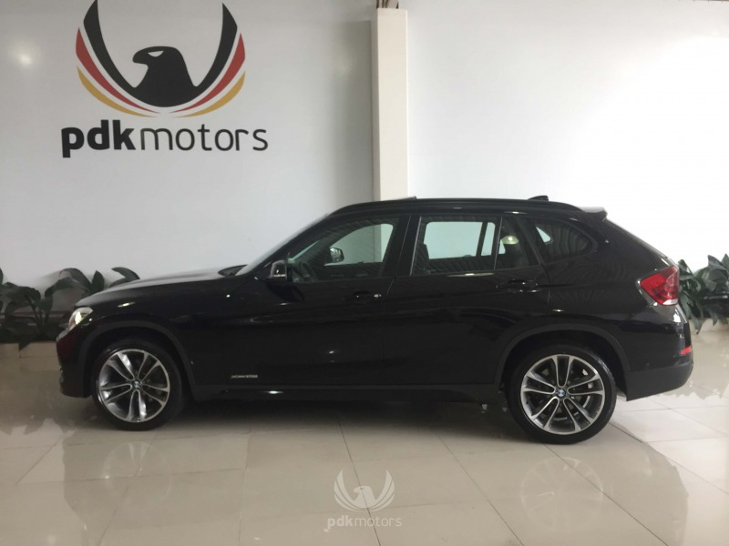 Foto do veículo BMW  X1 28I SPORT GP 4X4 2015 18.680 KM 119.000,00