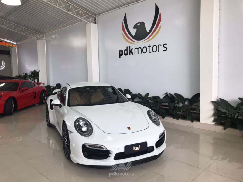 Foto do veículo PORSCHE  911 TURBO 2014 17.000 KM 689.000,00