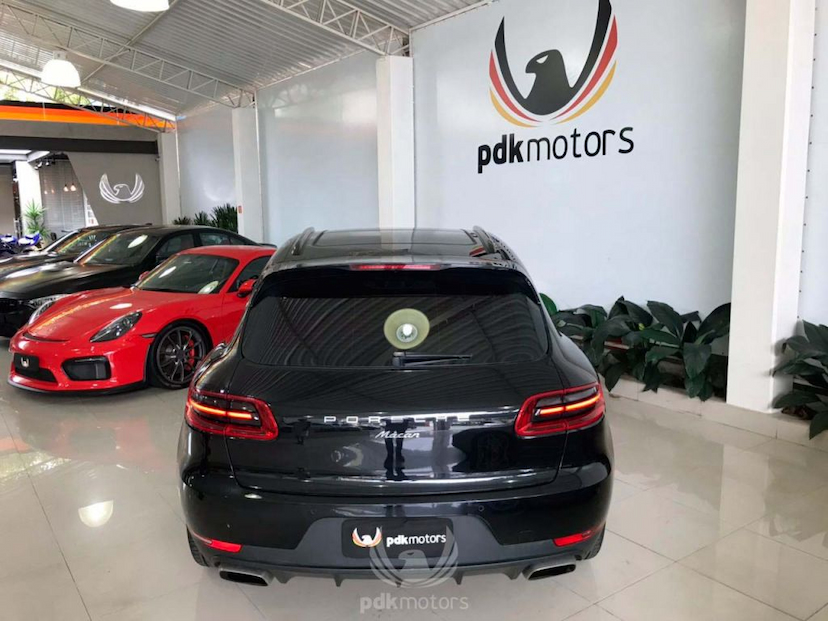 Foto do veículo PORSCHE  MACAN 2.0 2015 40.956 KM 289.000,00
