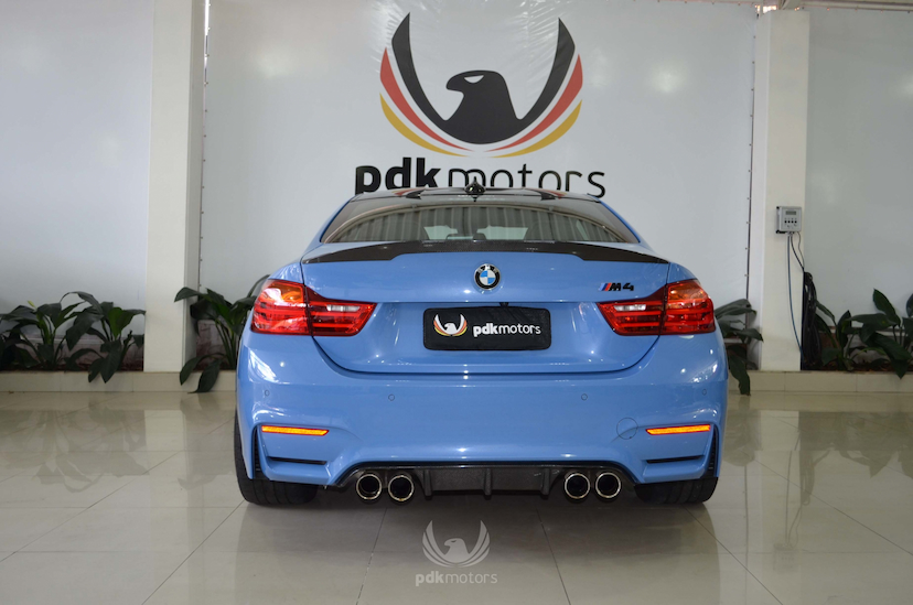 Foto do veículo BMW  M4 COUPE 2015 18.770 KM 314.000,00