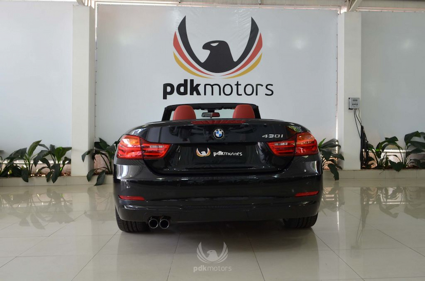 Foto do veículo BMW  430I SPORT CABRIO 2017 3.125 KM 232.000,00