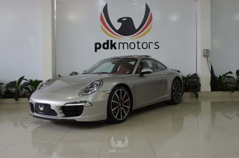 Foto do veículo PORSCHE  911 CARRERA S 2013 15.955 KM 429.000,00
