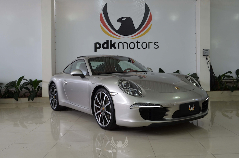 Foto do veículo PORSCHE  911 CARRERA S 2013 15.955 KM 429.000,00