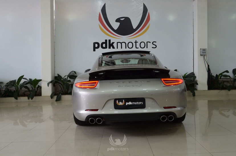 Foto do veículo PORSCHE  911 CARRERA S 2013 15.955 KM 429.000,00