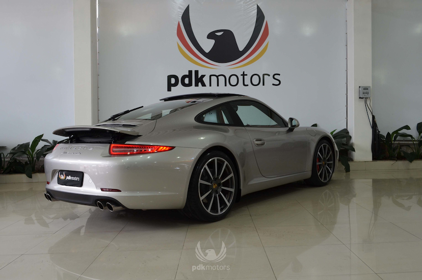 Foto do veículo PORSCHE  911 CARRERA S 2013 15.955 KM 429.000,00