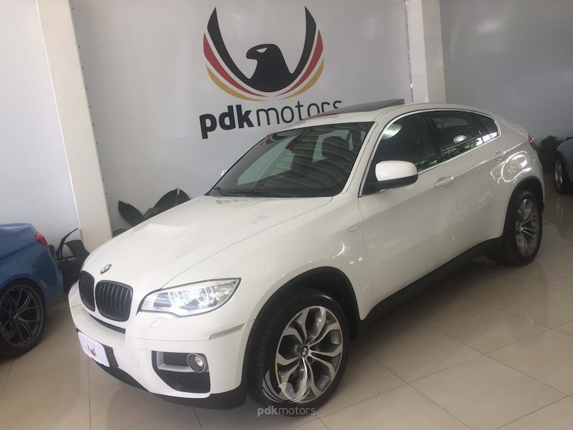Foto do veículo BMW  X6 35I X-DRIVE 2014 48.671 KM 219.000,00