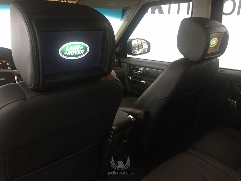 Foto do veículo LAND ROVER  DISCOVERY 4 HSE TDV6 2015 68.141 KM 299.000,00