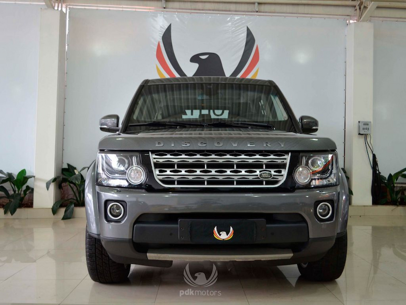 Foto do veículo LAND ROVER  DISCOVERY 4 HSE TDV6 2015 68.141 KM 299.000,00