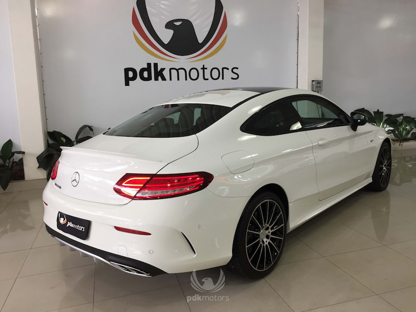 Foto do veículo MERCEDES-BENZ  C43 AMG COUPE 2017 591 KM 369.000,00
