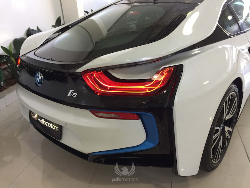 Foto do veículo BMW  I8 2016 550 KM 518.000,00