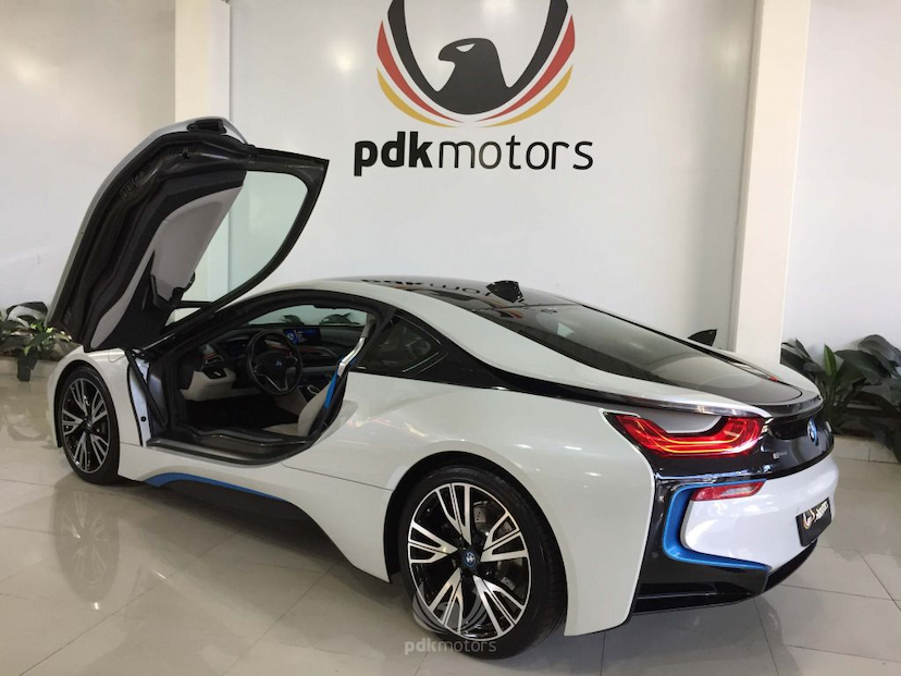 Foto do veículo BMW  I8 2016 550 KM 518.000,00