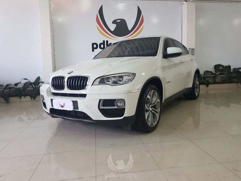 Foto do veículo BMW  X6 35I X-DRIVE 2014 9.900 KM 259.000,00