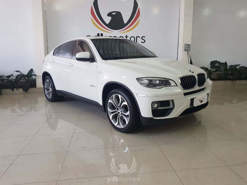 Foto do veículo BMW  X6 35I X-DRIVE 2014 9.900 KM 259.000,00