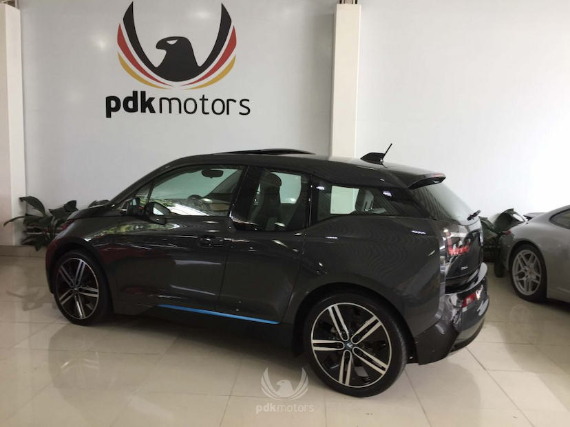 Foto do veículo BMW  I3 FULL REX 2015 3.223 KM 174.900,00