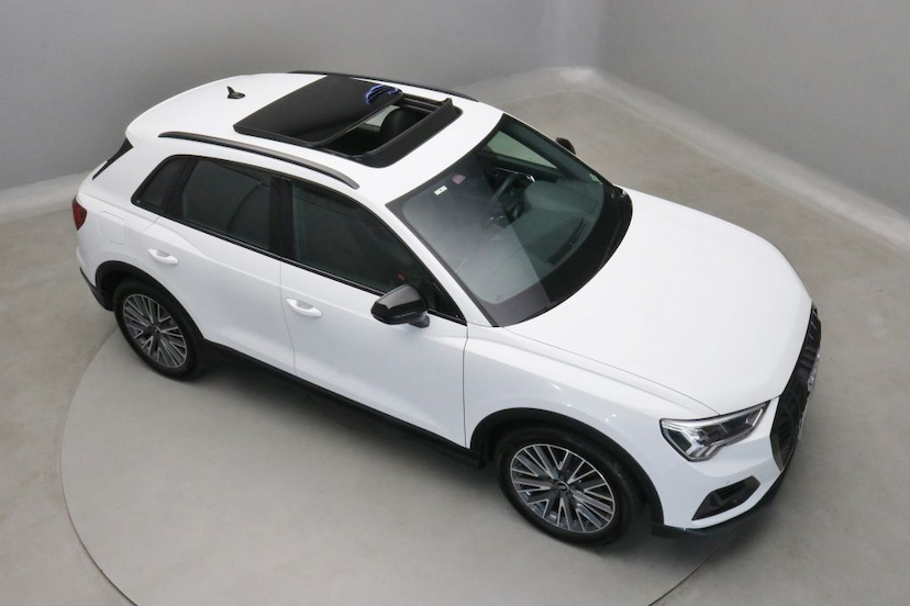 Foto do veículo AUDI Q3 BLACK S-TRONIC 2021 17.400 KM 279.000,00