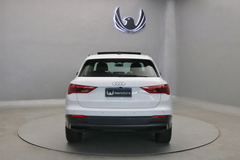 Foto do veículo AUDI Q3 BLACK S-TRONIC 2021 17.400 KM 279.000,00